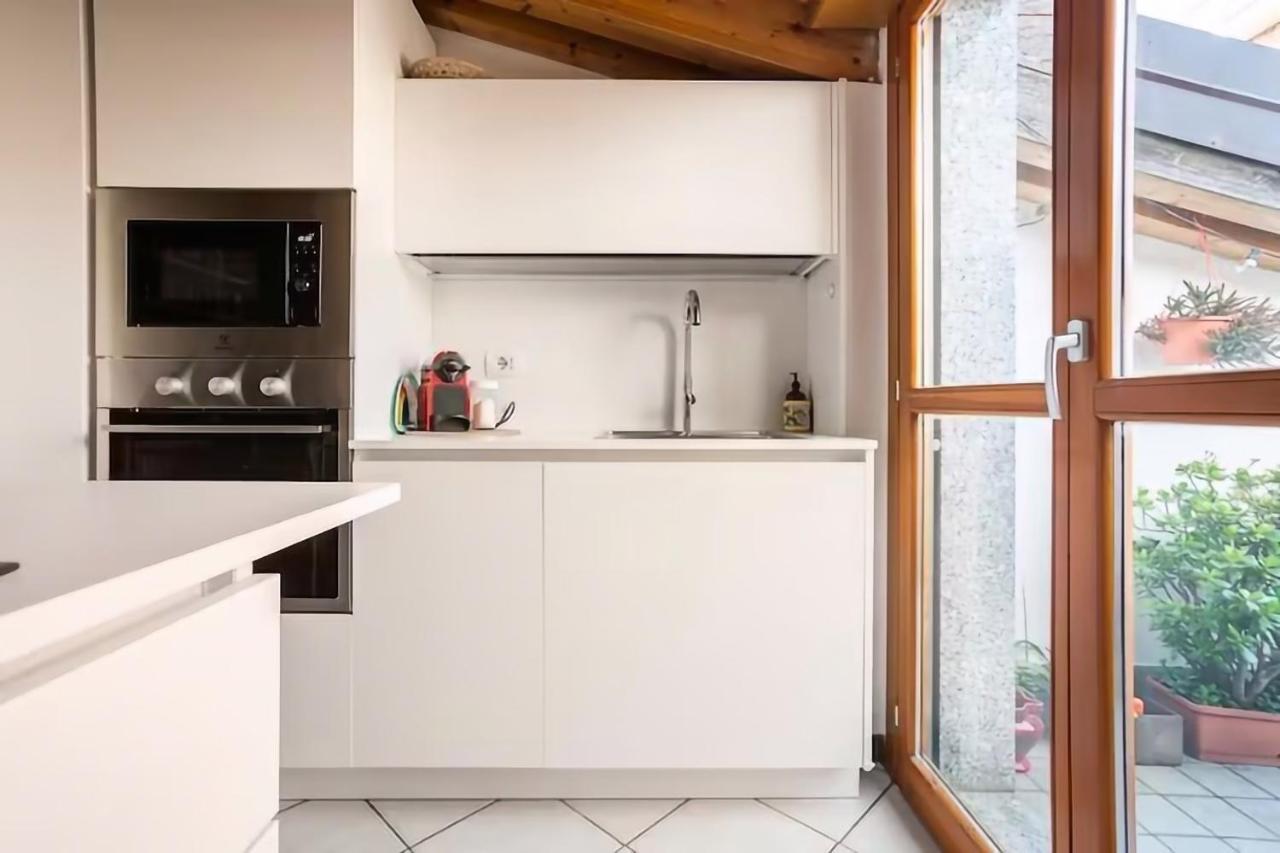 Le Domus Milano_Attic With Terrace Apartamento Exterior foto