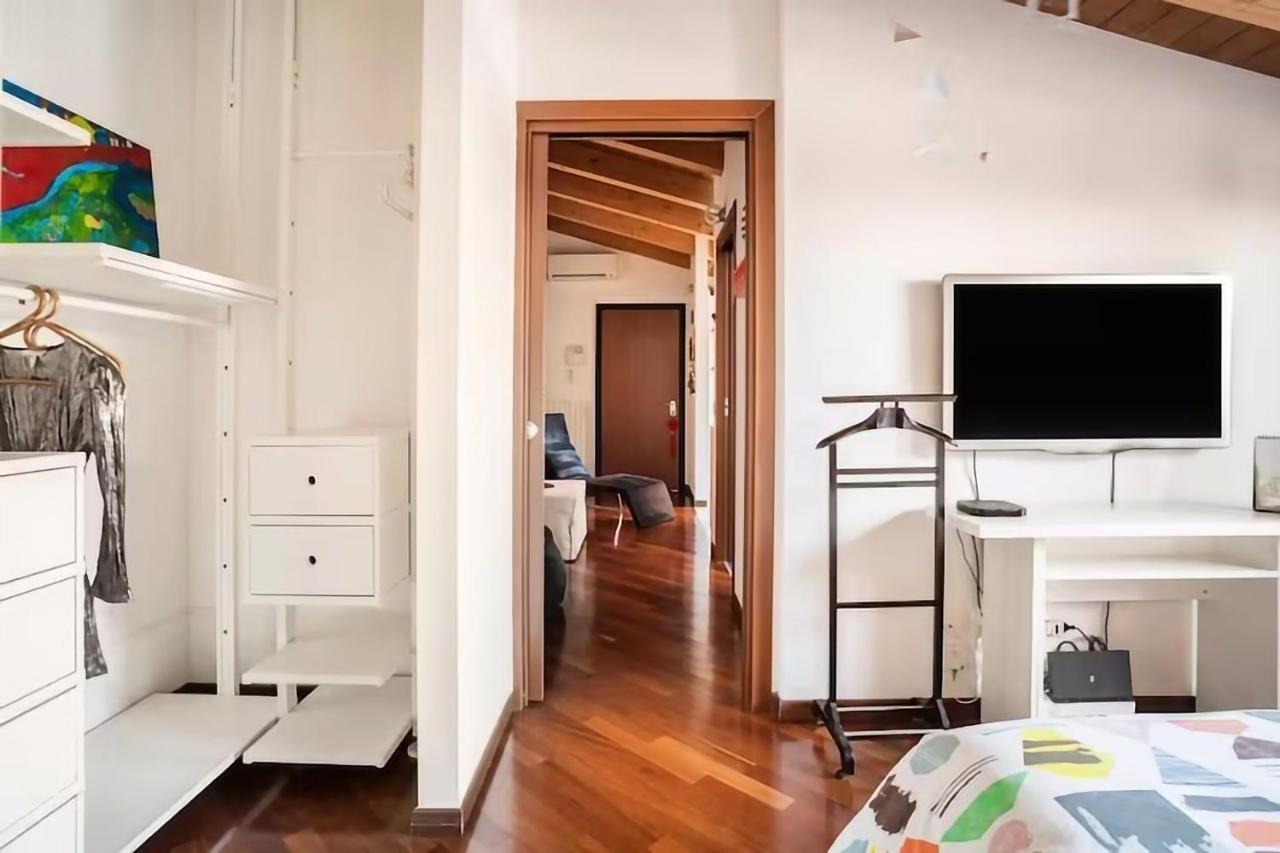 Le Domus Milano_Attic With Terrace Apartamento Exterior foto