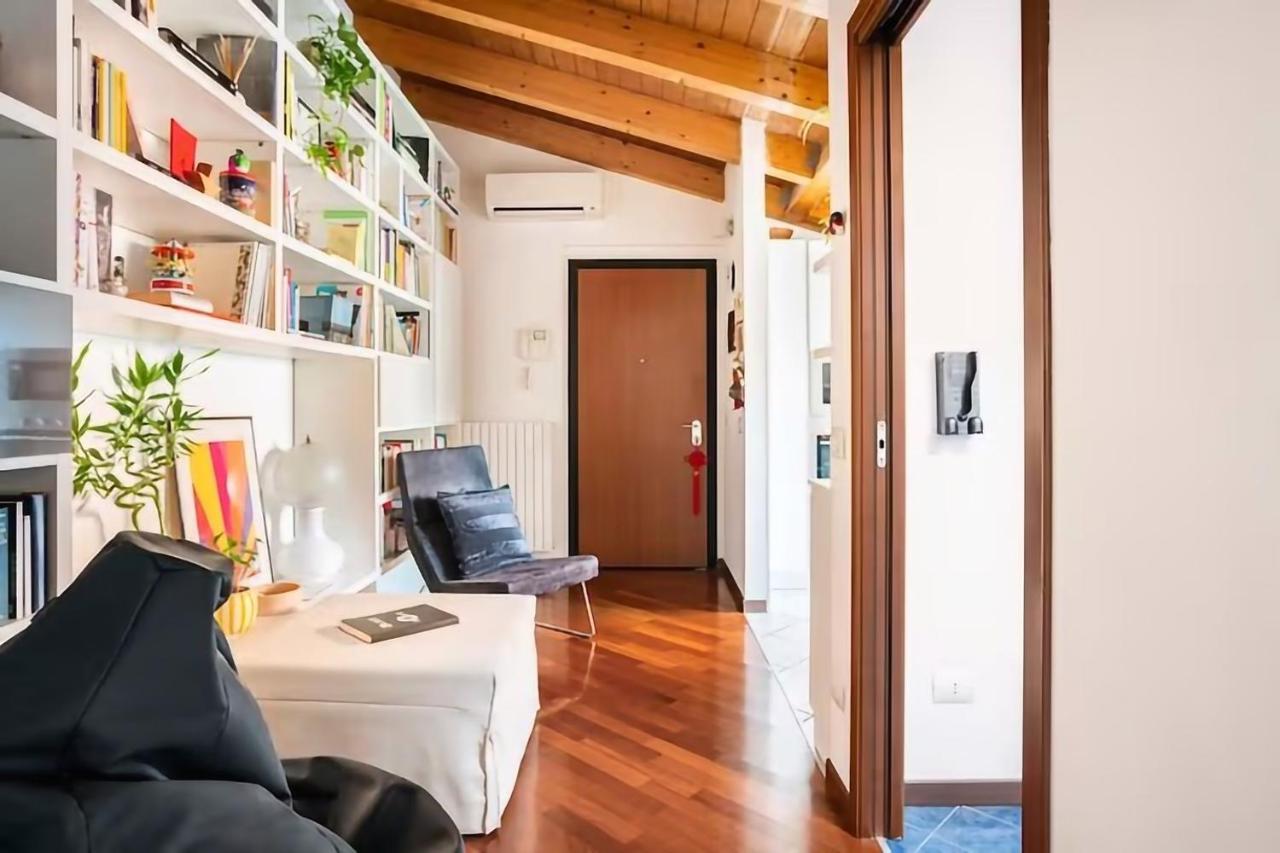 Le Domus Milano_Attic With Terrace Apartamento Exterior foto